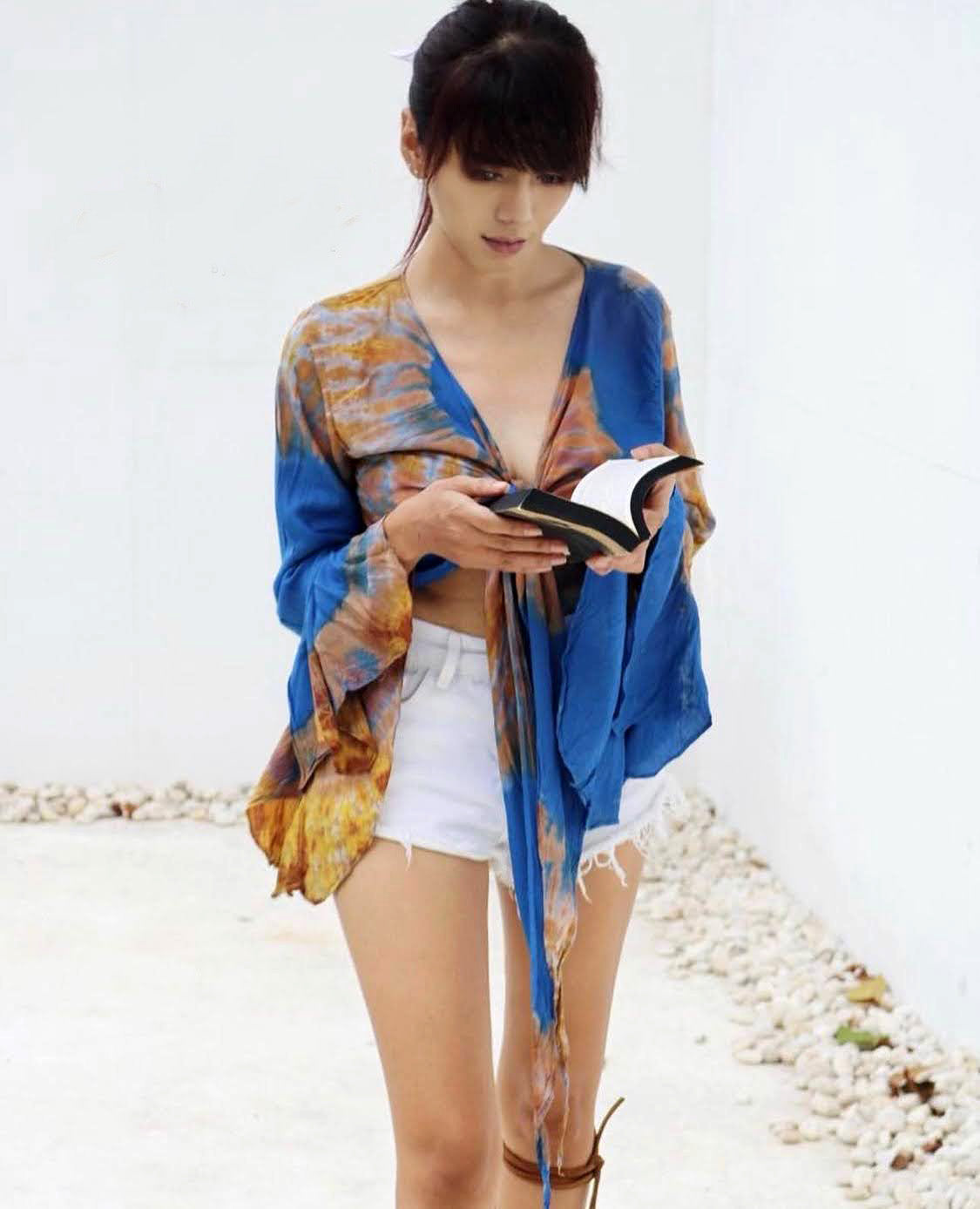 Women Petite & Teen CROP TOP Tie Front or Back Ruffle Bell Sleeve Free Size Handmade Tie Dye (06 Blue Moon)