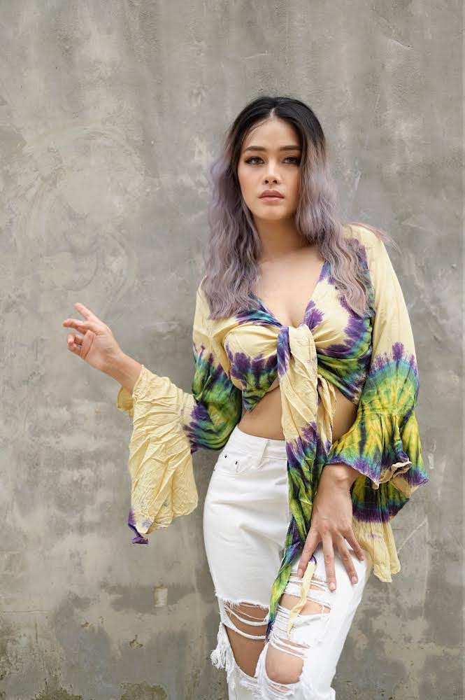 Women Petite & Teen CROP TOP Tie Front or Back Ruffle Bell Sleeve Free Size Handmade Tie Dye (12 Cream Rasberry)