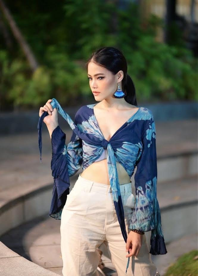 Women Petite & Teen CROP TOP Tie Front or Back Ruffle Bell Sleeve Free Size Handmade Tie Dye (05 Blue 2-TONE)