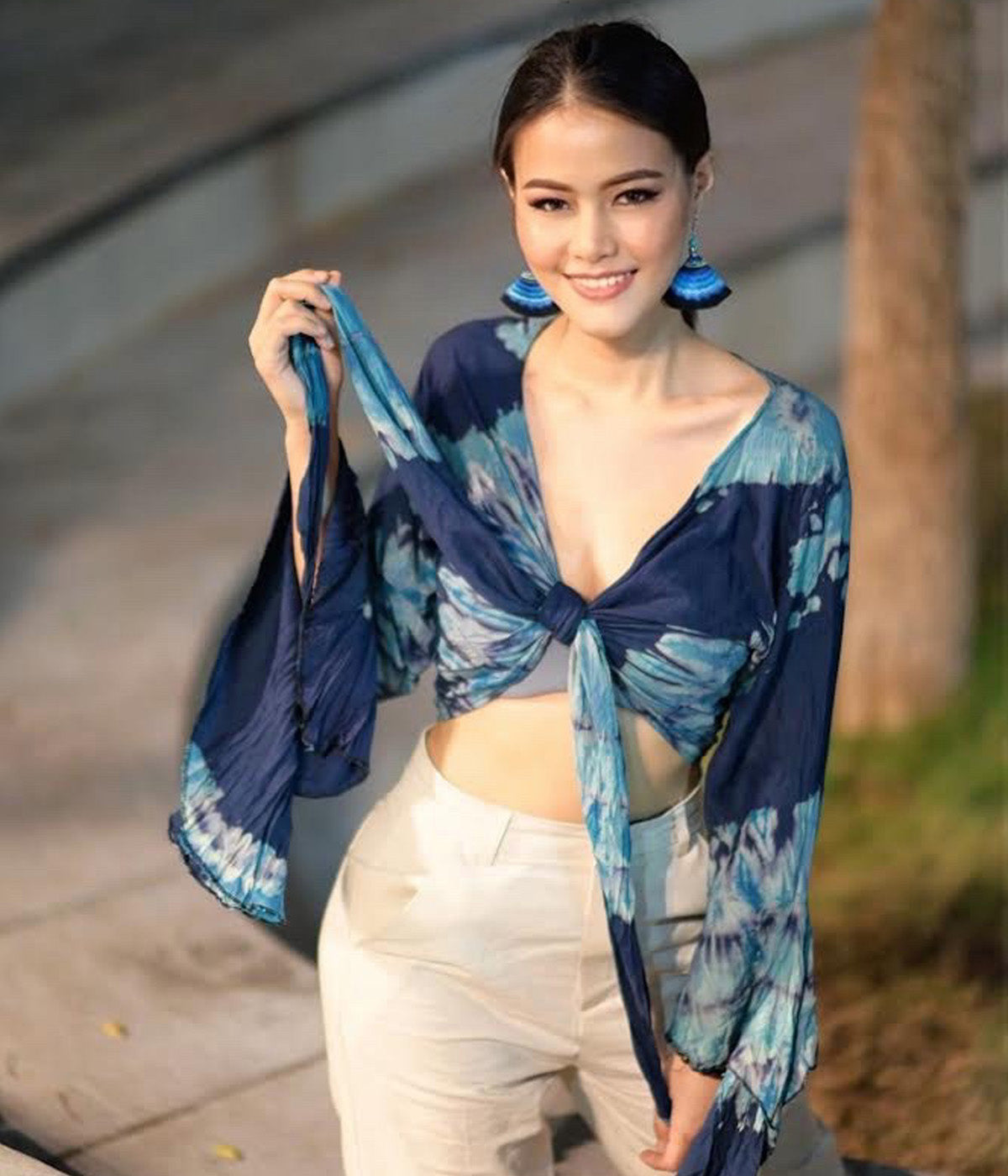 Women Petite & Teen CROP TOP Tie Front or Back Ruffle Bell Sleeve Free Size Handmade Tie Dye (05 Blue 2-TONE)