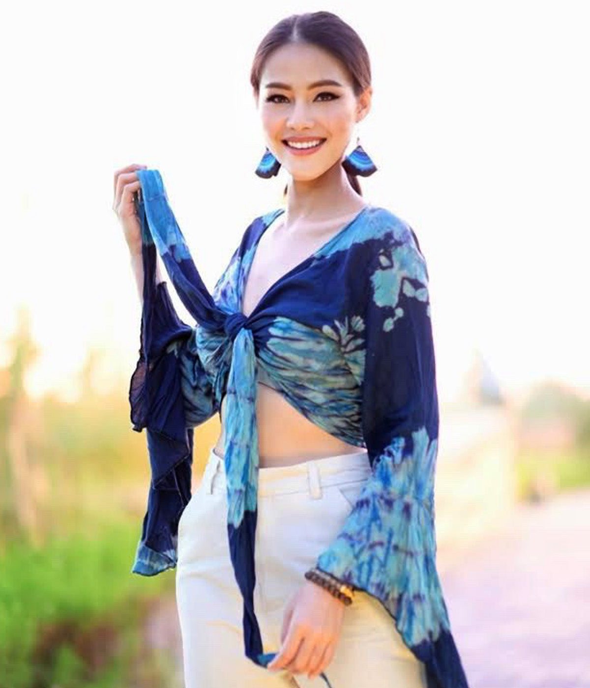 Women Petite & Teen CROP TOP Tie Front or Back Ruffle Bell Sleeve Free Size Handmade Tie Dye (05 Blue 2-TONE)