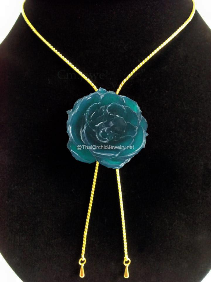 Mini Rose Mini 1.5-2.25 inch Pendant Necklace 18 inch Gold Plated 24K (Turquoise)